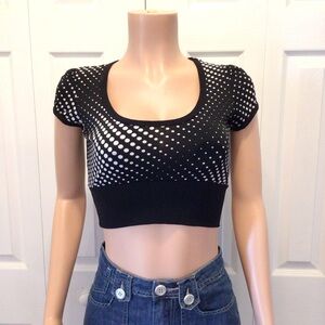 Lola Womens Black/White Polka Dot Short Sleeve Stretch Crop Top Size Medium